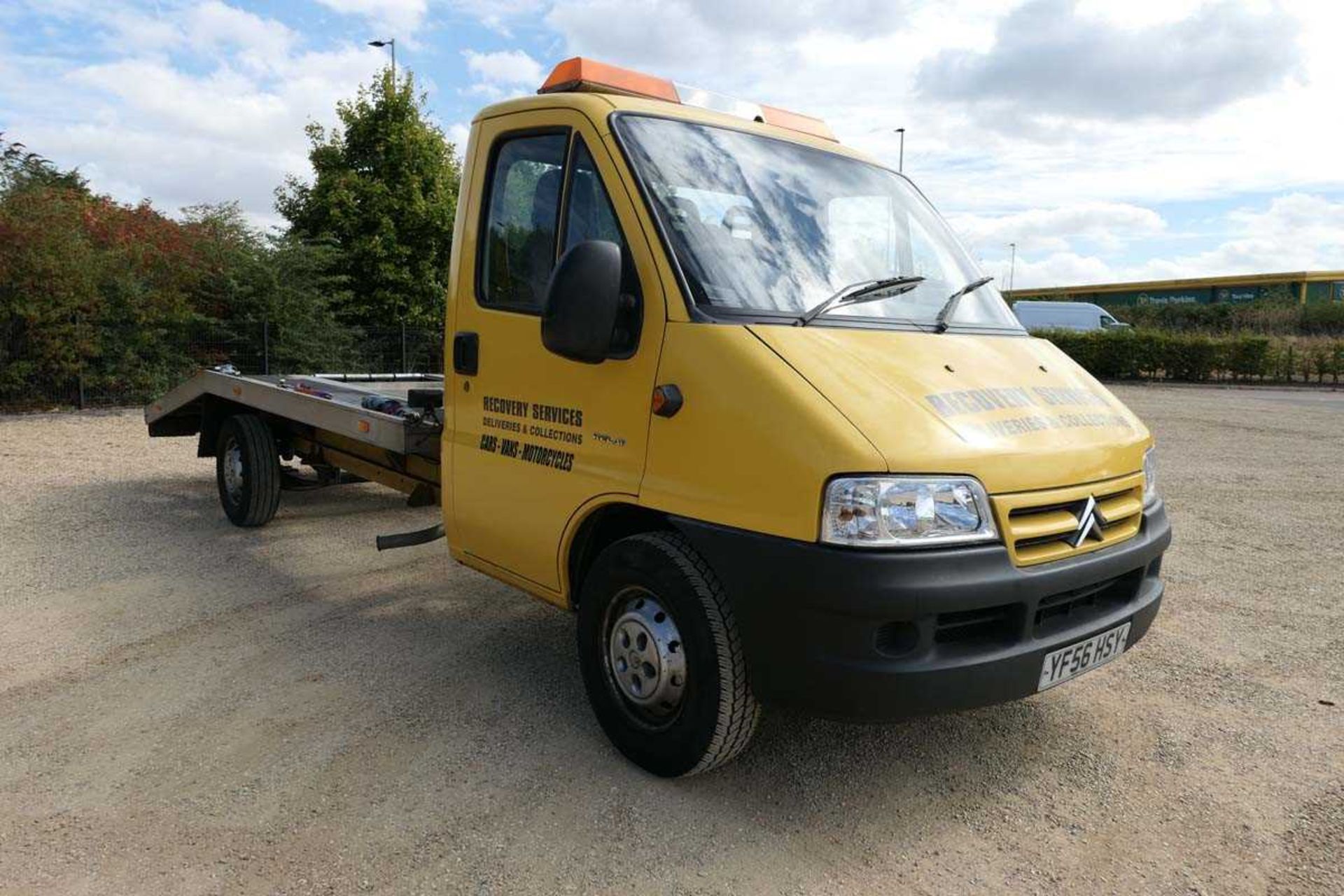 2006 (56 plate) Citroen Relay 1800 TD HDI LWB recovery truck with aluminium beavertail, pair of - Image 2 of 13