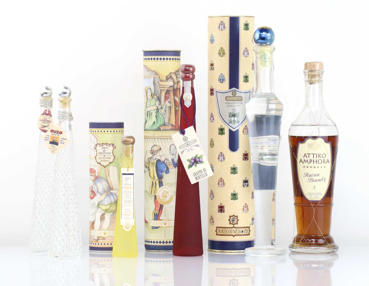 6 small bottles, 3x Francescano Natura Assisi Grappa with cartons, 1x di Chianti 20cl 40%, 1x Di