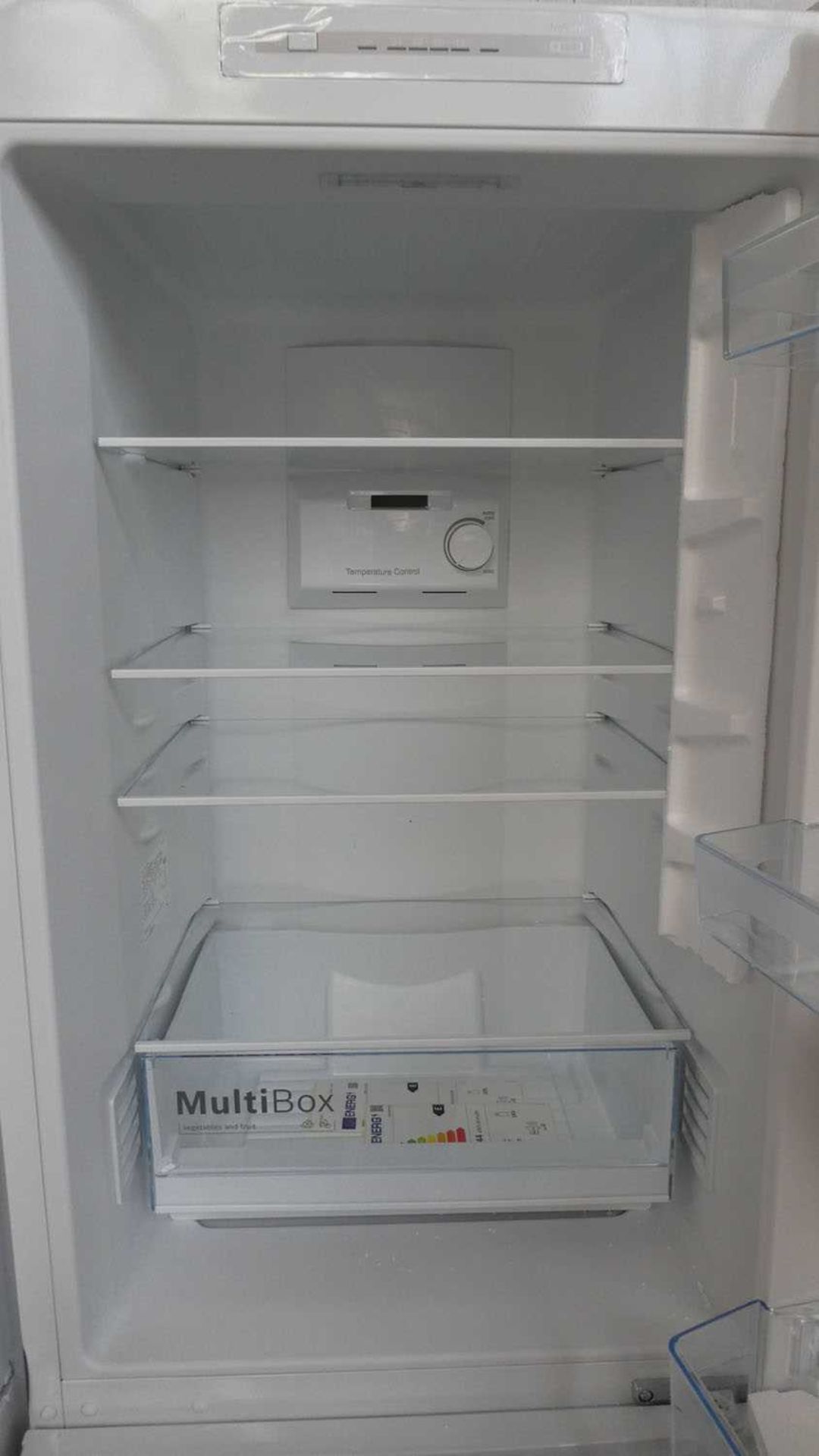 +VAT KGN34NWEAGB Bosch Free-standing fridge-freezer - Image 2 of 3