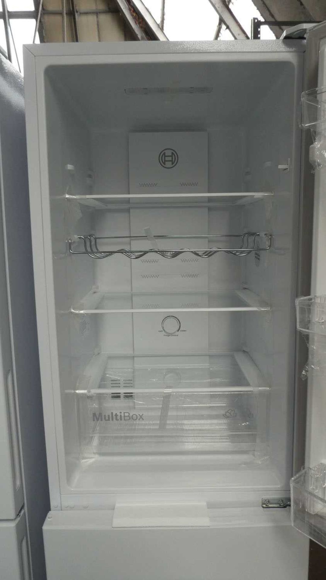 +VAT KGN27NWFAGB Bosch Free-standing fridge-freezer - Image 2 of 3