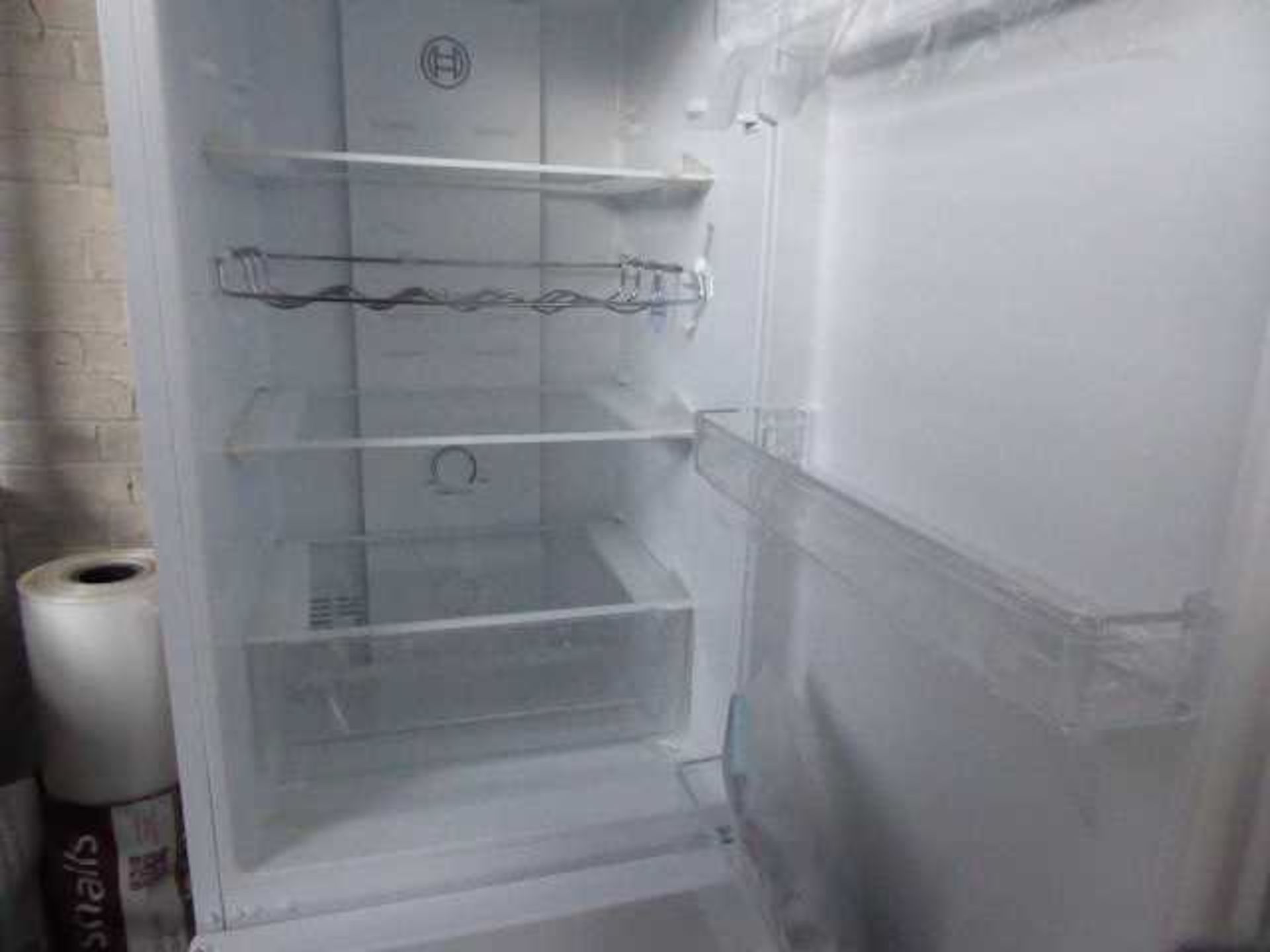 +VAT KGN27NWFAGB Bosch Free-standing fridge-freezer - Image 2 of 2