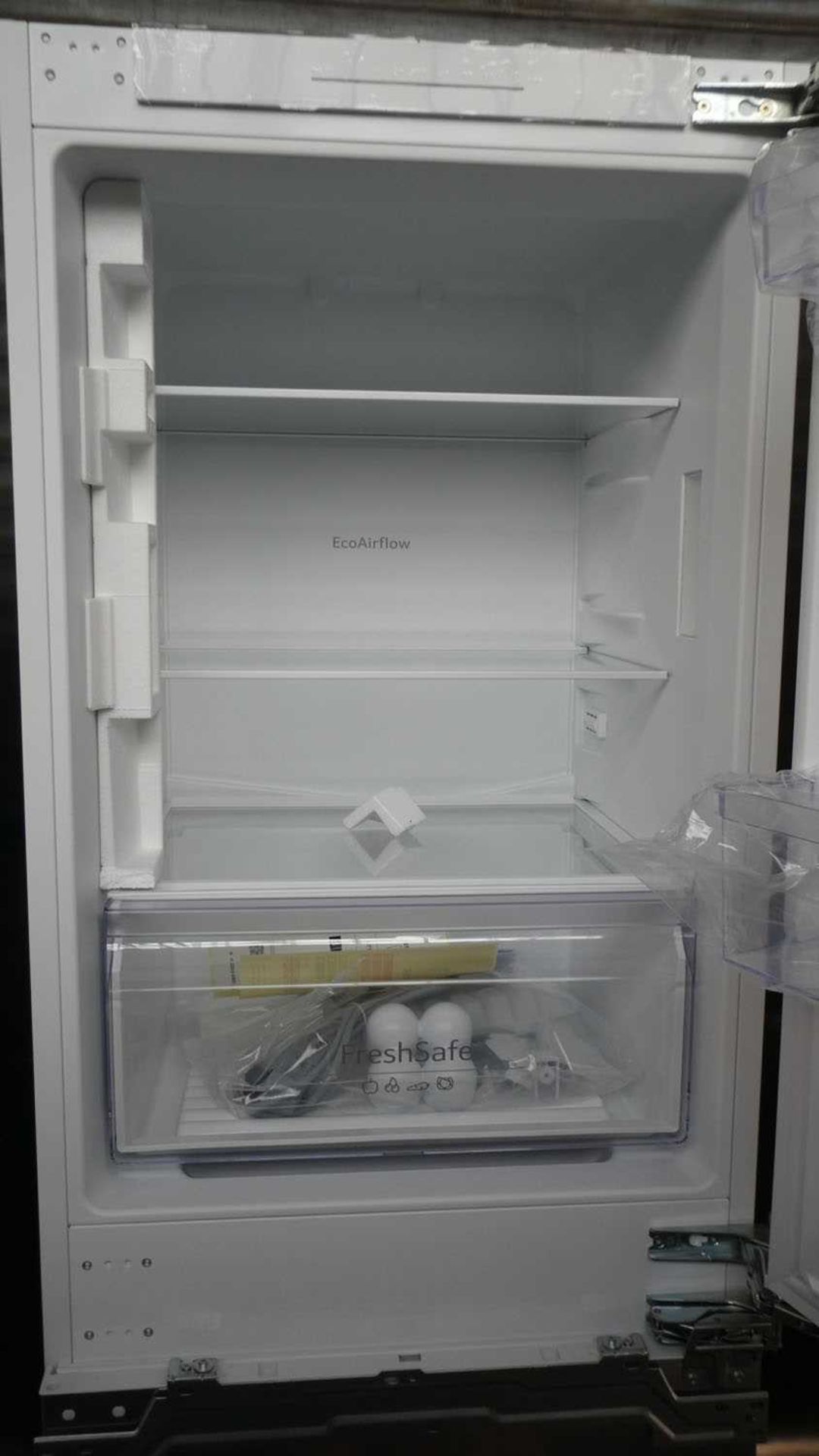 +VAT KI7851FF0GB Neff Built-in fridge-freezer combination - Image 2 of 3