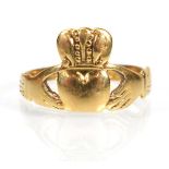 An 18ct yellow gold claddagh ring,ring size L,2.3 gms