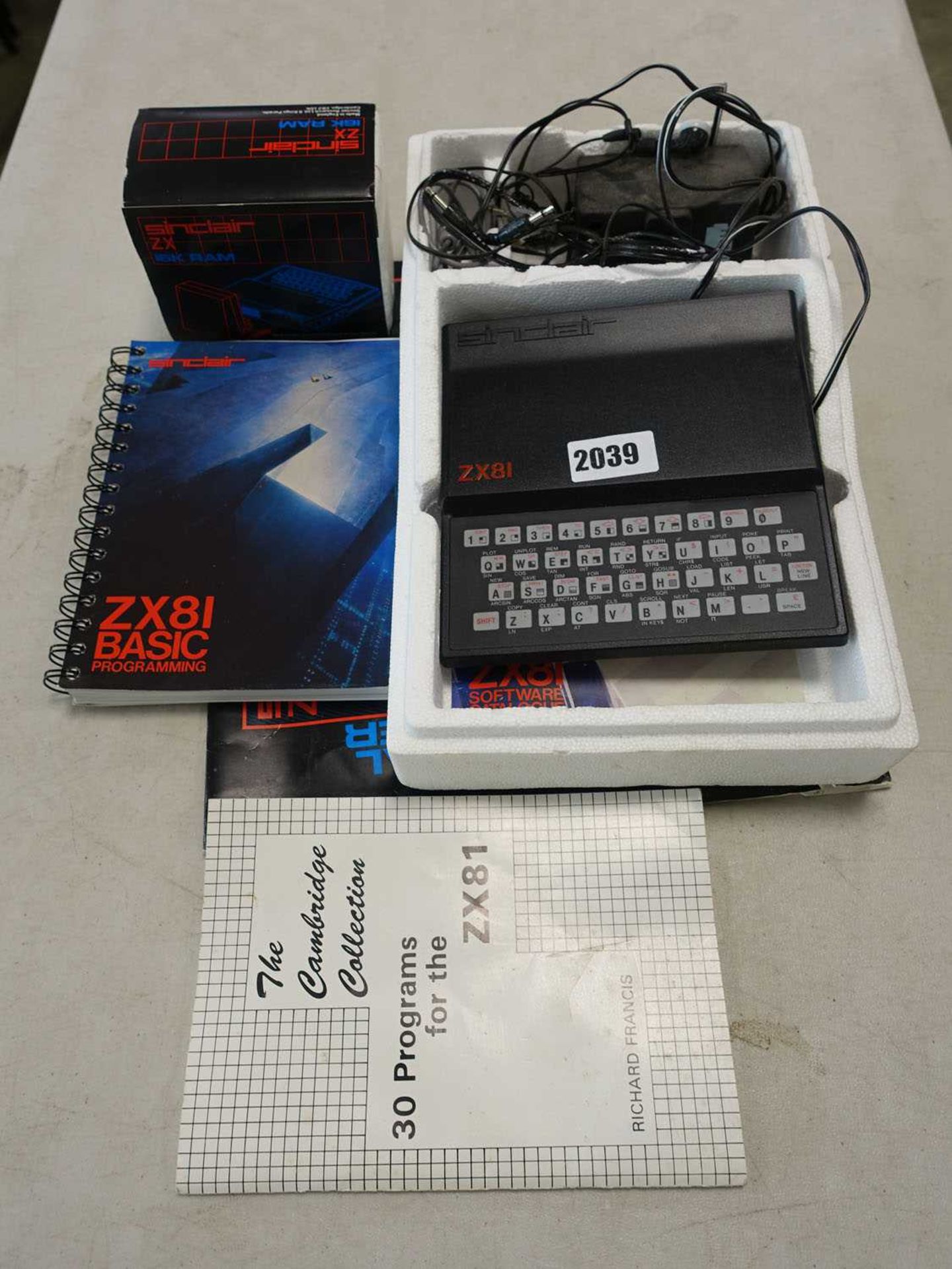 Sinclair ZX81 Spectrum with 16K ram module and power supply