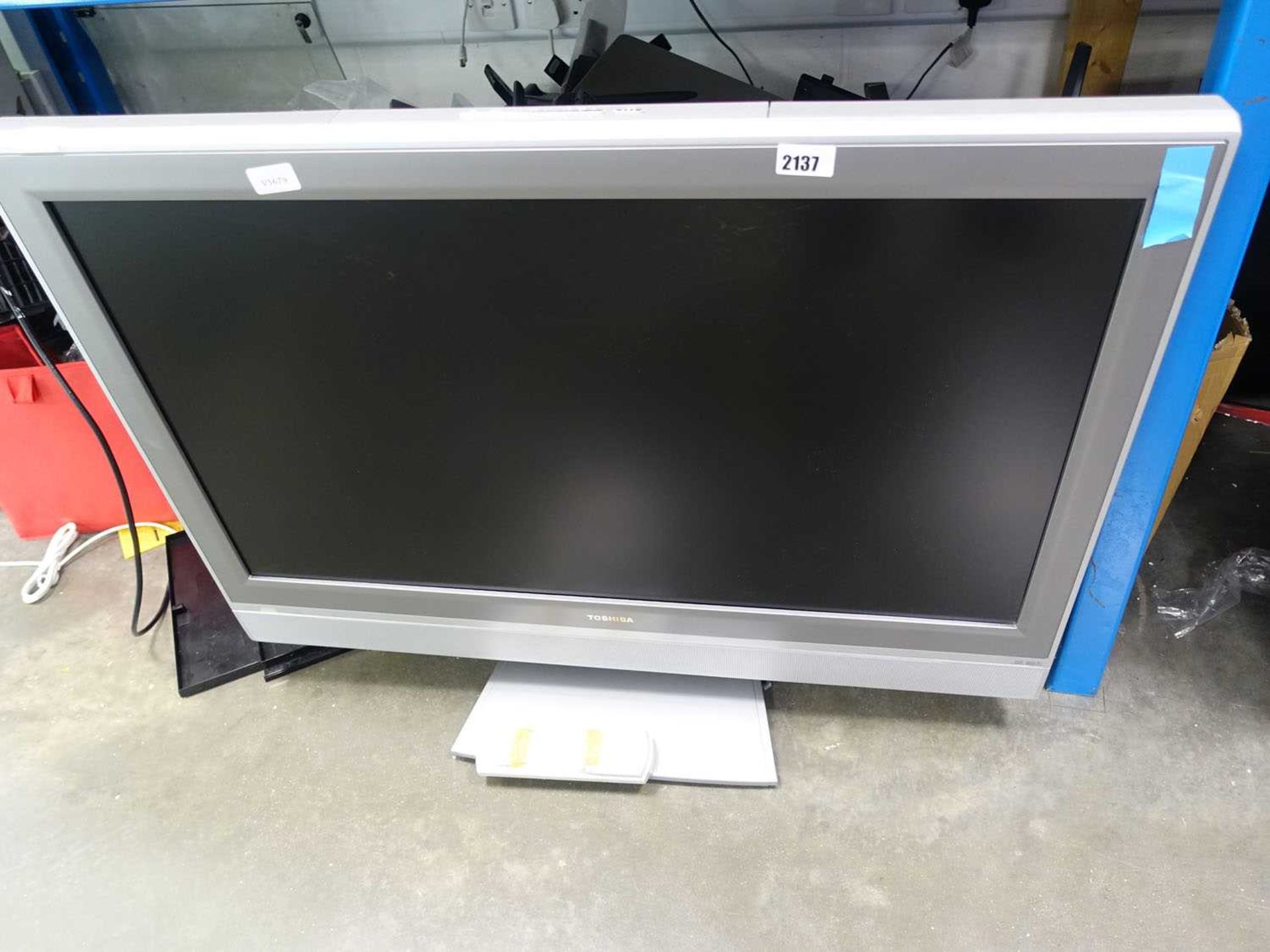 Toshiba 37" LCD tv