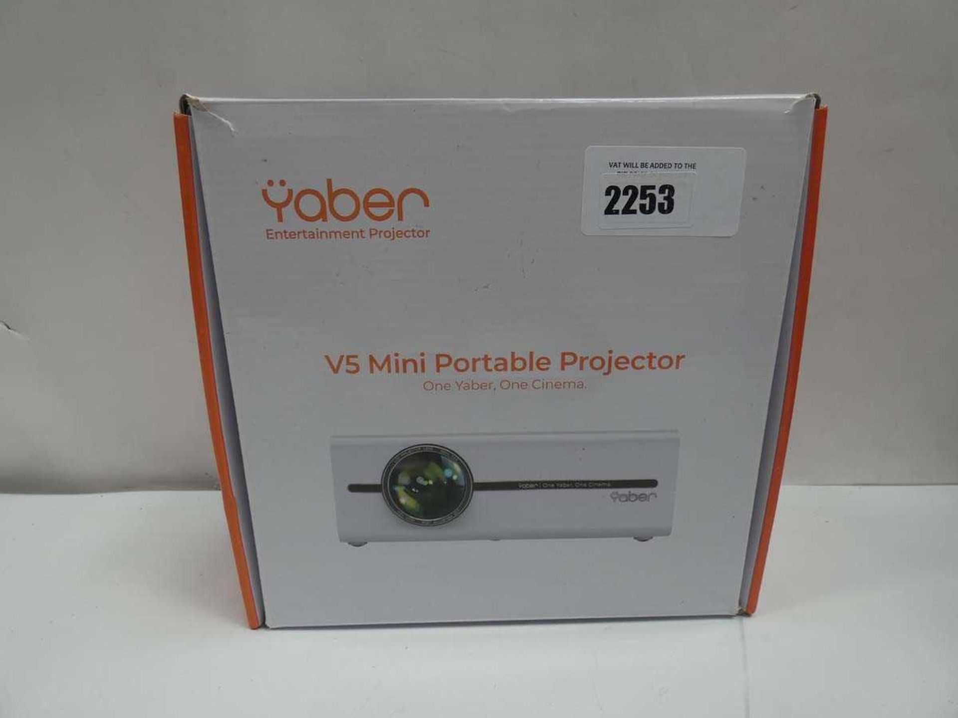 +VAT Yaber V5 portable projector