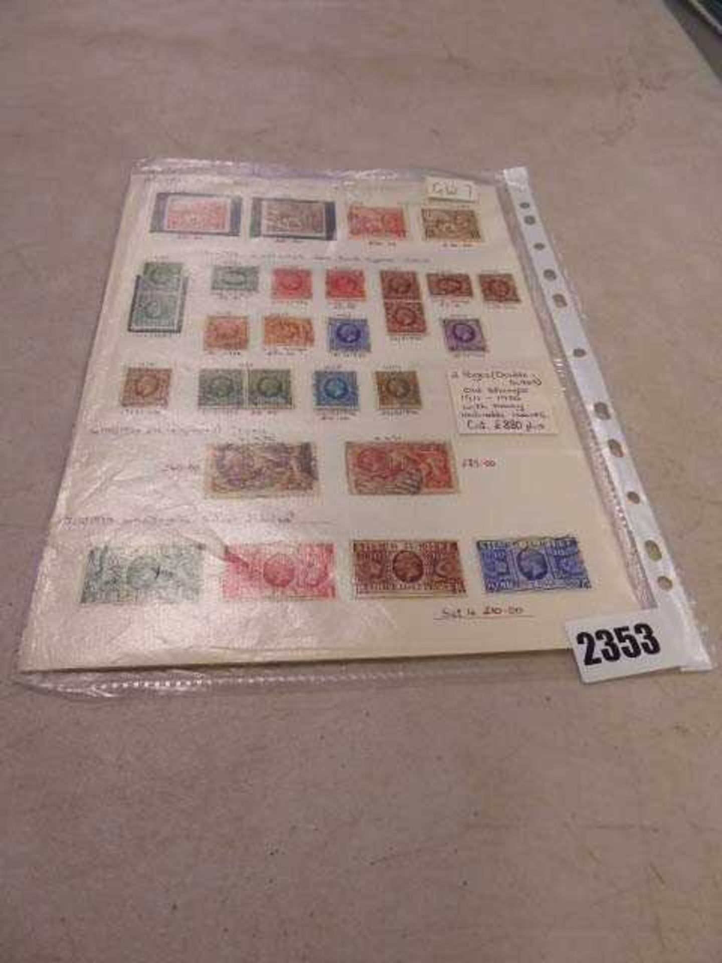 2 double sided pages of old stamps ranging from 1911-1936 with many valuable issues