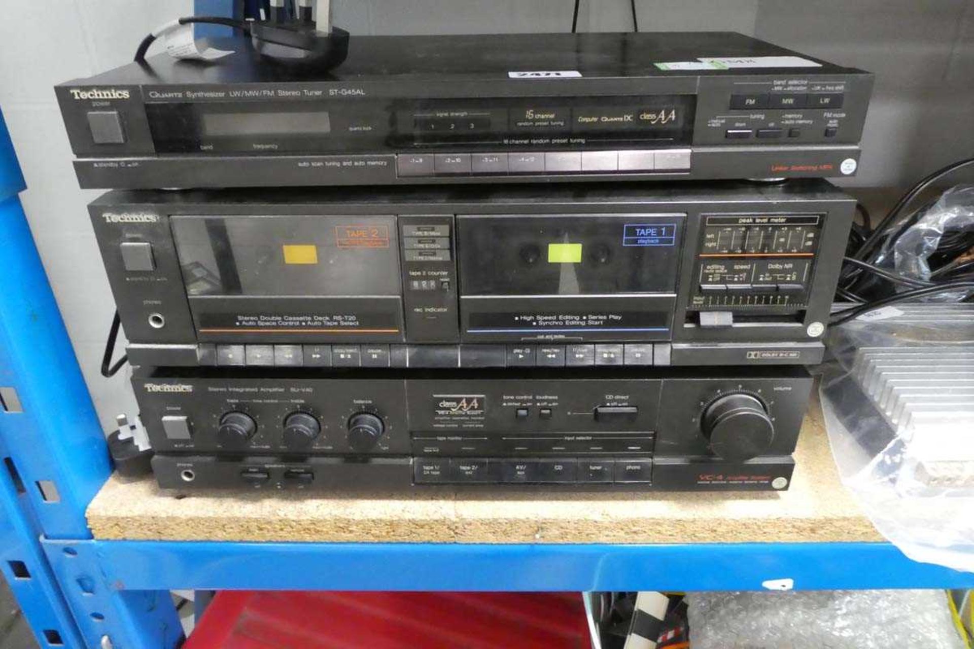 Technics hifi system with stereo tuner, tape deck and amplifier