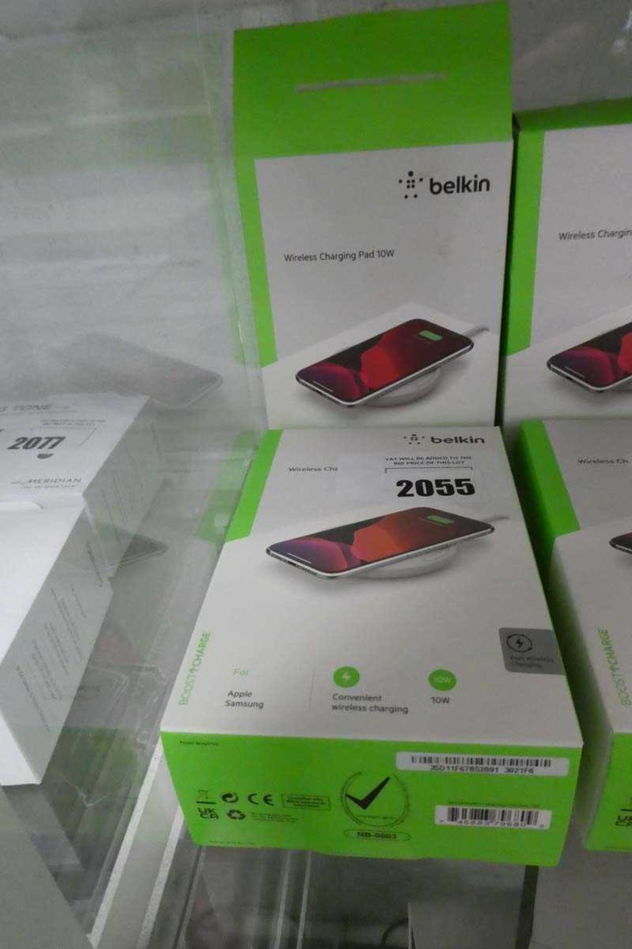 +VAT 2 Belkin 10w wireless charging pads for mobile phones in boxes