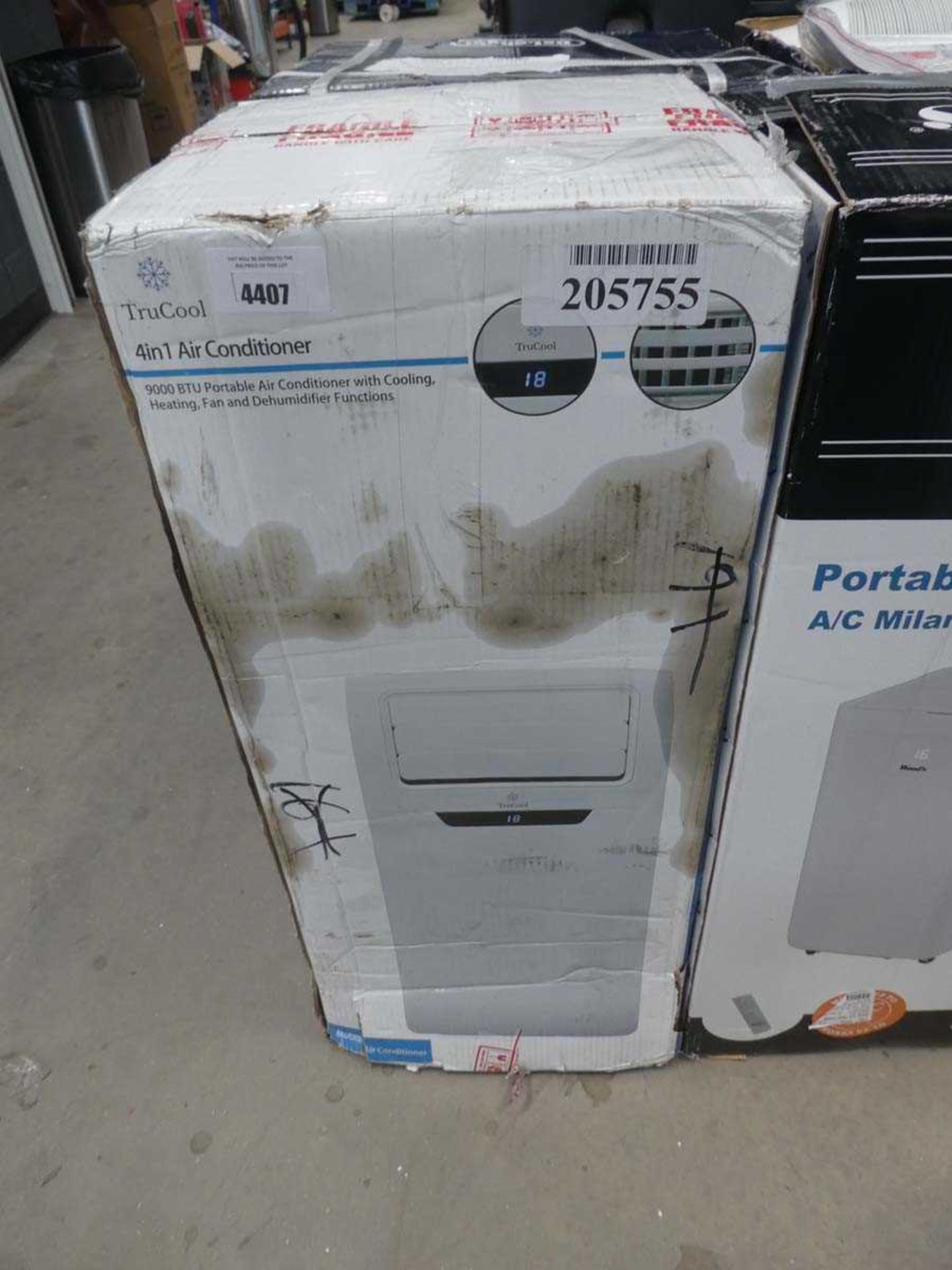 +VAT Boxed True Cool air conditioning unit