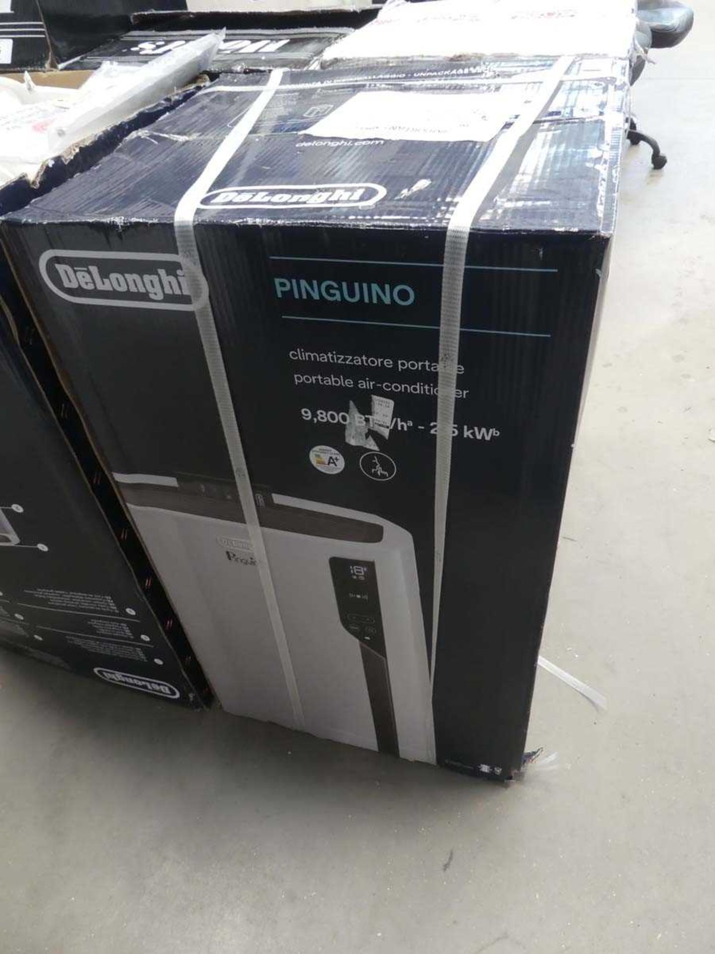 +VAT Boxed Delonghi Pinguino air conditioning unit