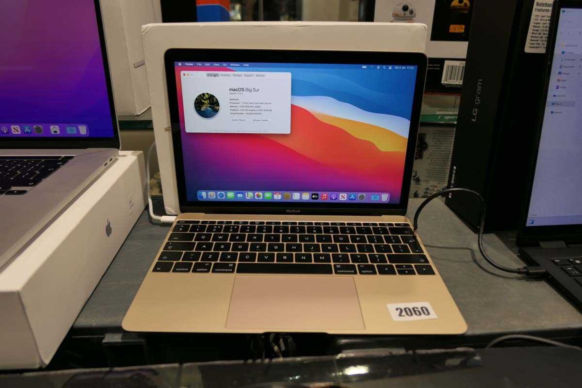 Apple Macbook 12" notebook with Mac OS Big Serv, Intel core M processor, 8gb ram, 256gb storage with