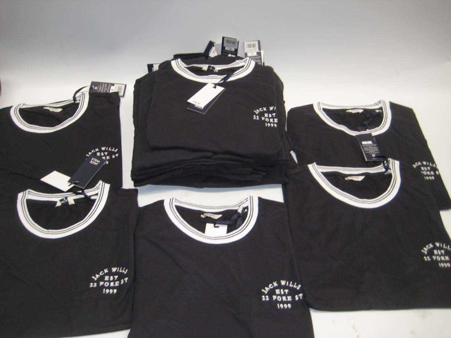 +VAT A bag containing 18x Ladies Jack Wills T Shirts in various sizes