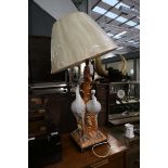 Ceramic heron table lamp
