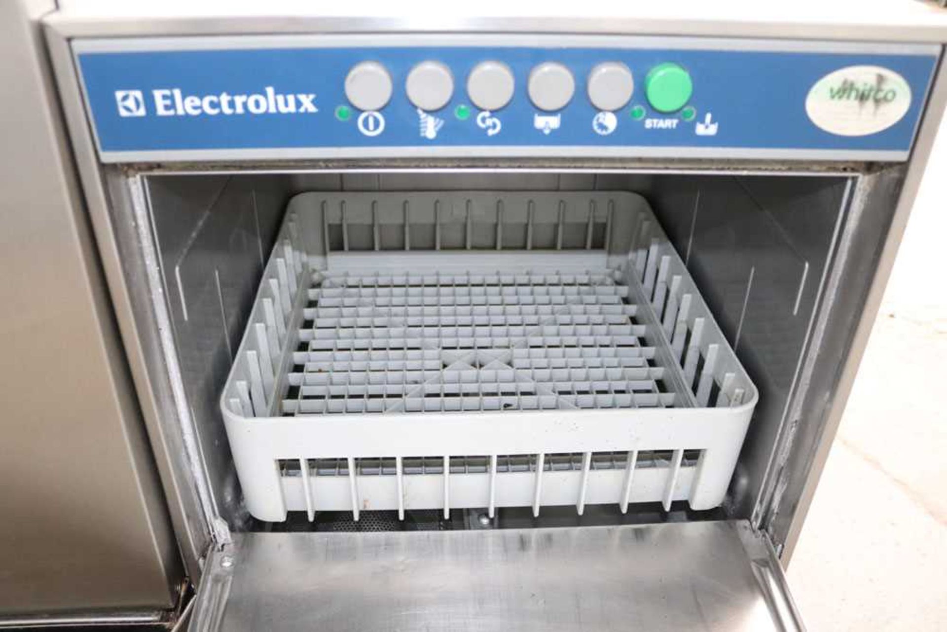 50cm Electrolux bench top glass washer - Image 2 of 2