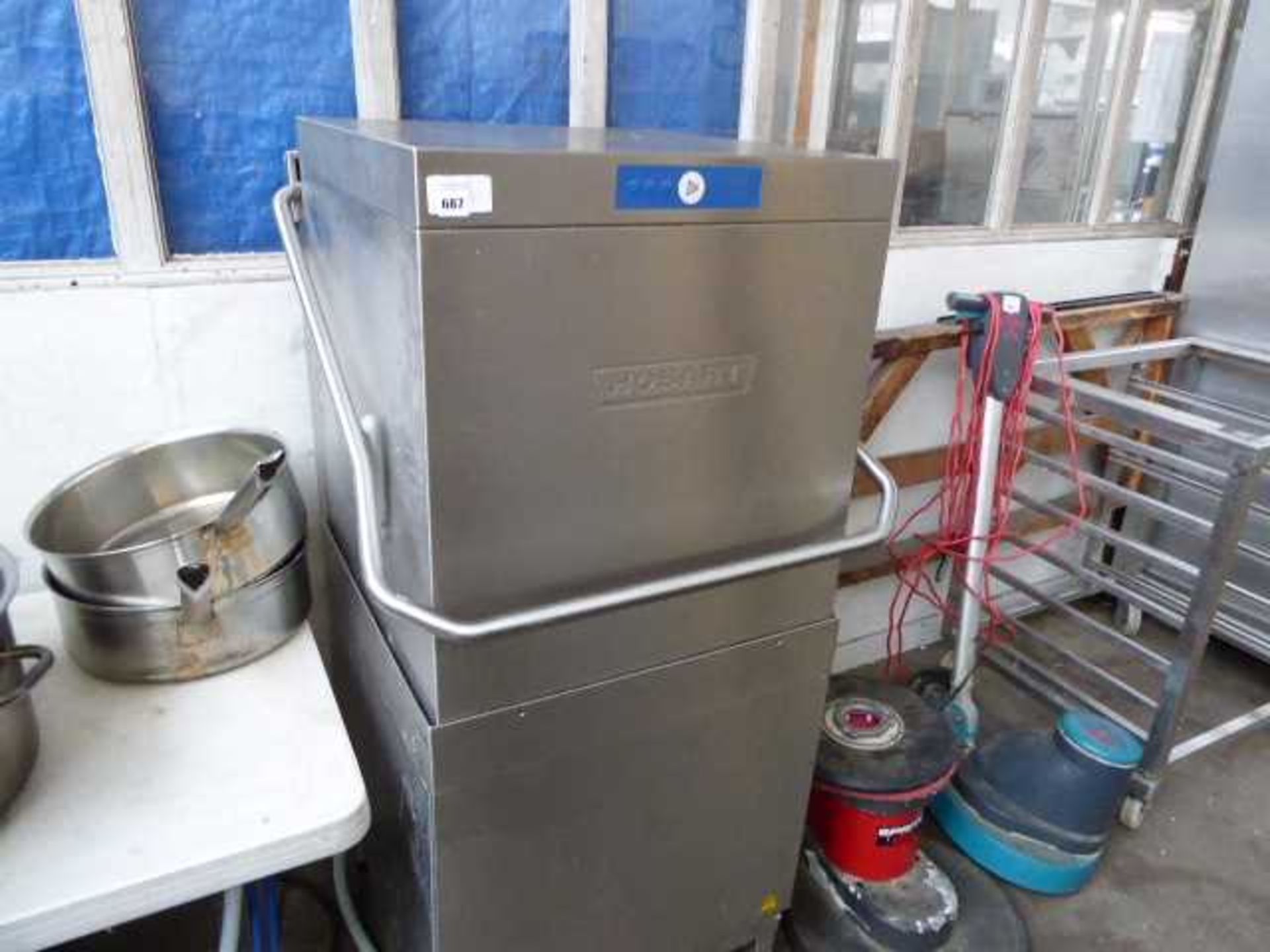 +VAT Hobart 62cm lift up pass through dishwasher - Image 4 of 6