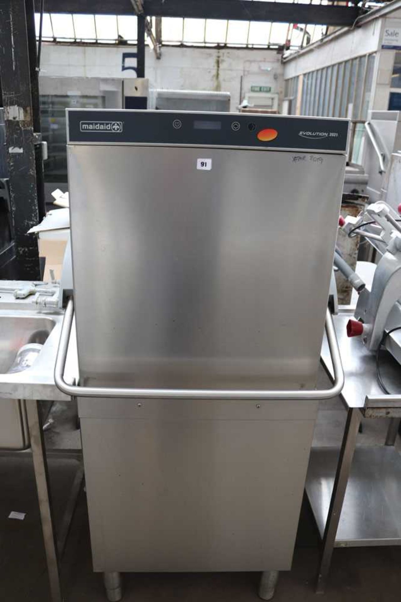 62cm Maidaid Evolution 2021 lift top pass through dish washer with large single bowl sink, pre tap - Image 2 of 4