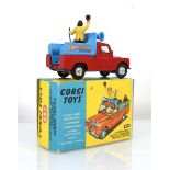 A Corgi 487 Chipperfields Circus Land Rover parade vehicle, boxed