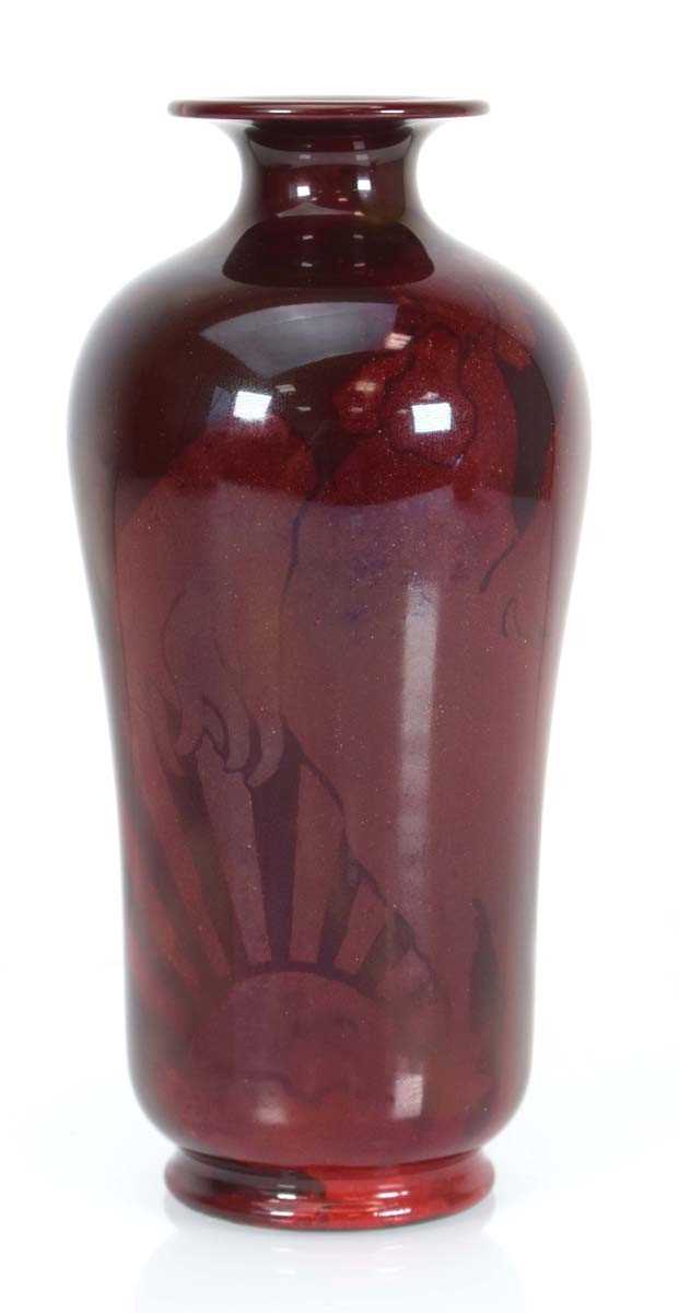 An early 20th century Bernard Moore flambe vase decorated with a cockerel and sunset, initialled - Bild 2 aus 17