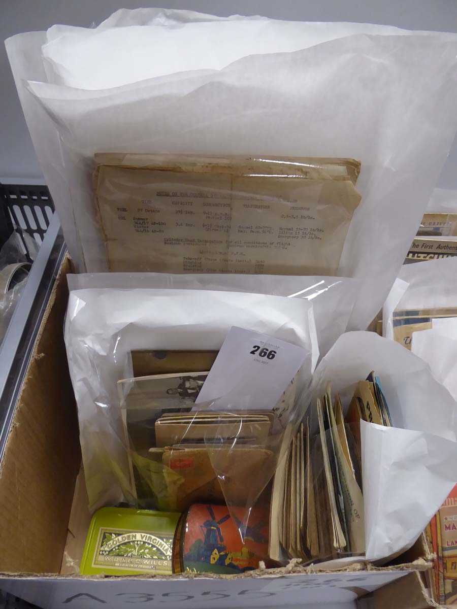 An Archive consisting of books, RAF pilot training notes and a variety of related ephemera including - Bild 3 aus 11