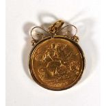 An Edwardian half sovereign dated 1907 in a loose 9ct mount, overall 5.2 gms