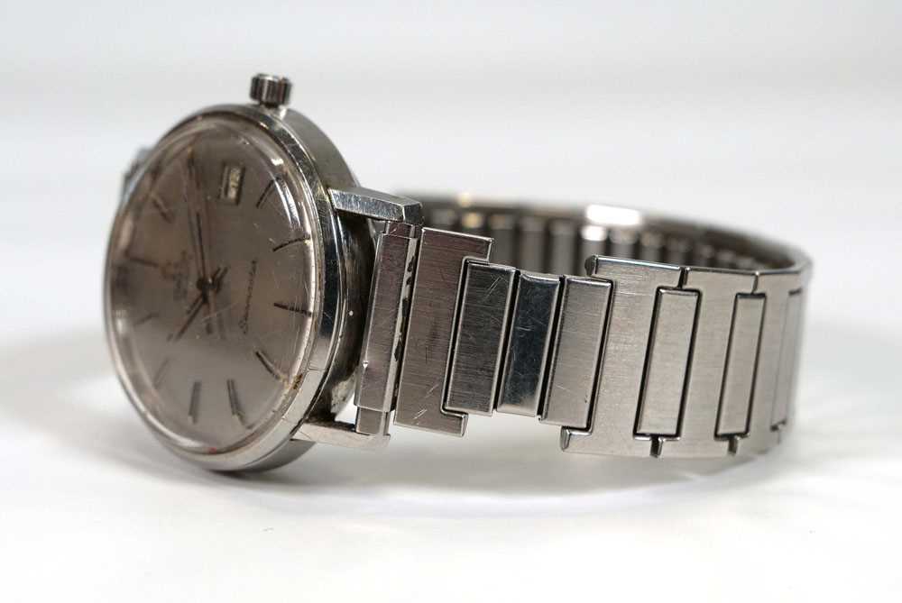 A gentleman's stainless steel quartz Seamaster wristwatch by Omega, the circular dial with baton - Image 4 of 4