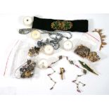 A small group of costume jewellery including a Murano bead necklace, l. 43 cm, a snowdrop brooch,