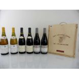 A boxed set of 6 bottles Les Grands Vins De Bourgogne, 2x Domaine De L'Arlot Cuvee Jeunes Vignes