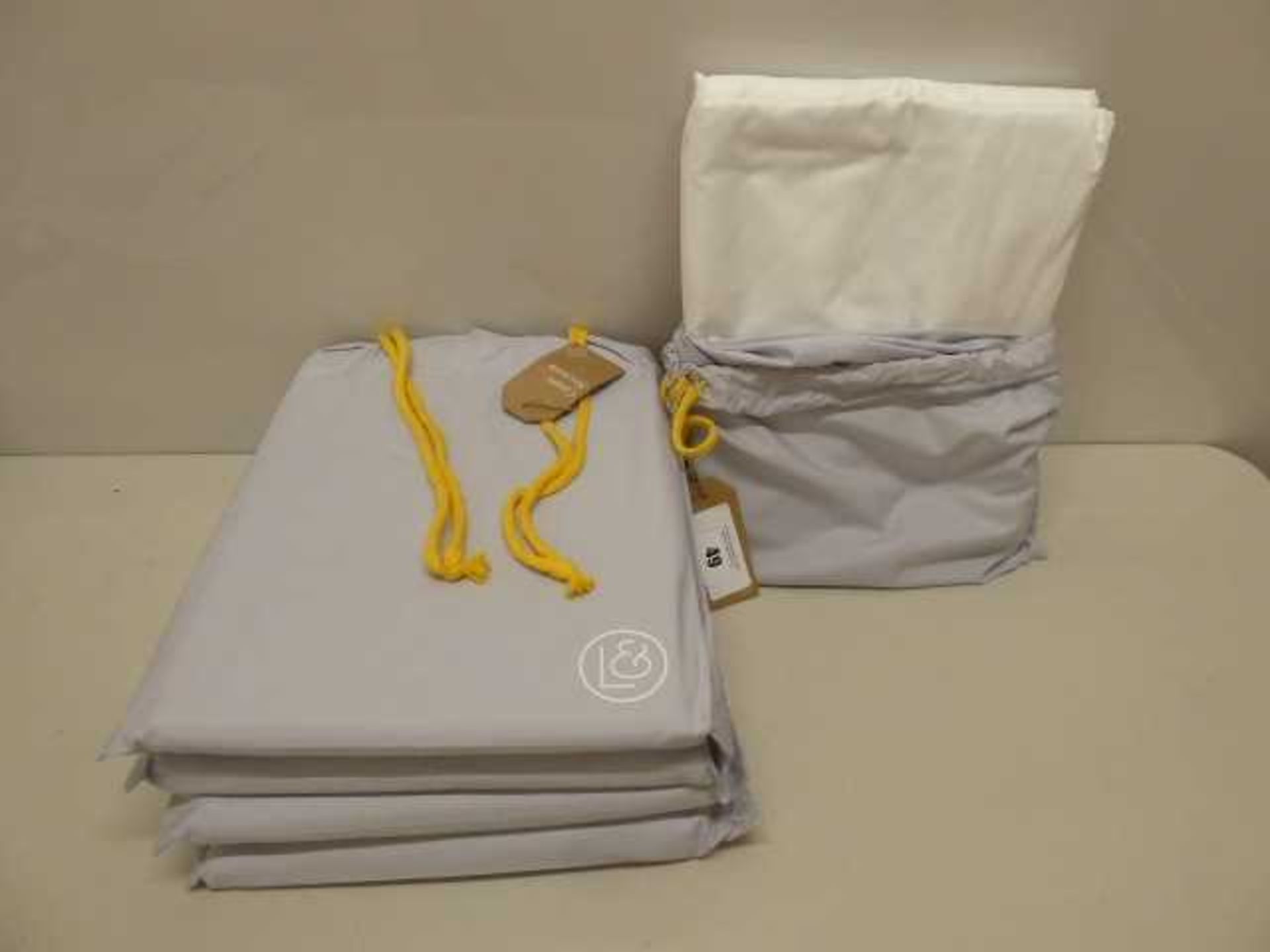 +VAT 5 x double duvet covers in white Egyptian cotton percale