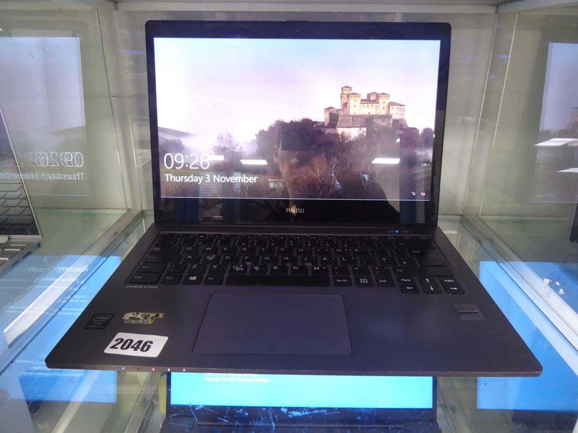 Fujitsu Litebook U904 laptop, Intel i7 processor, 10Gb RAm, touch screen, Windows 11
