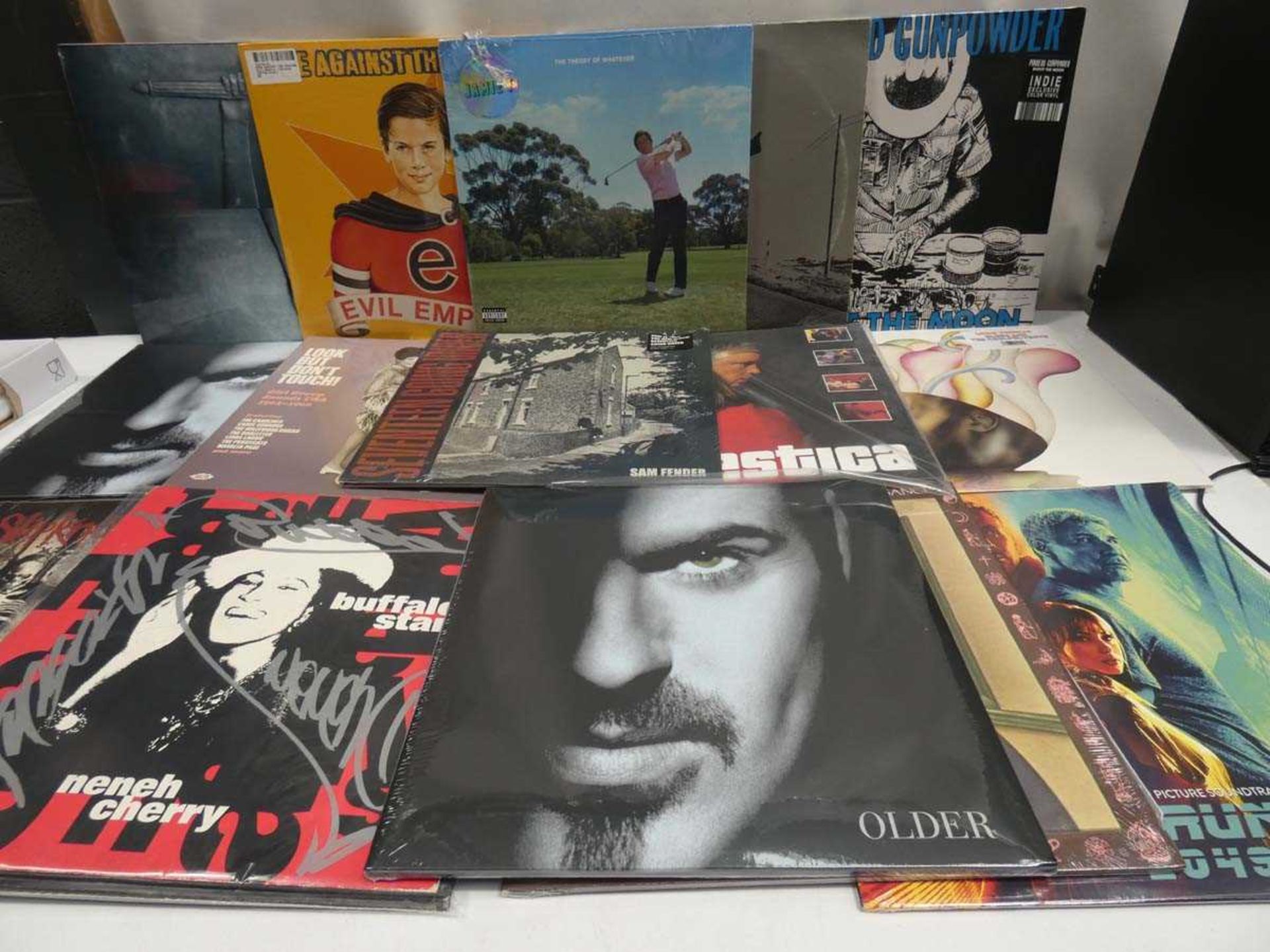 +VAT Box containing LP vinyl records to include Jamie T, Rage Against the Machine, Slipknot and