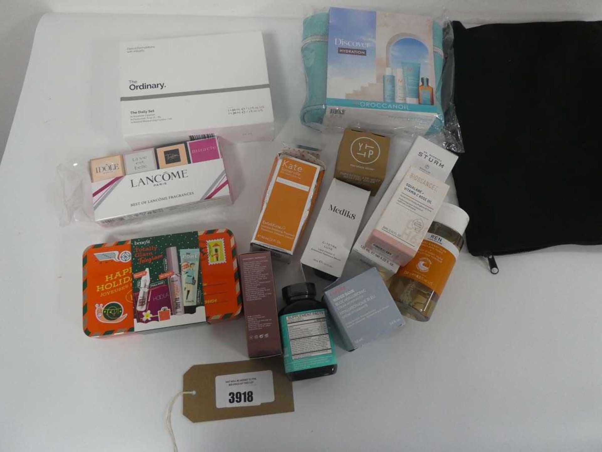 +VAT 5 gifts sets to include Lancome, benefit, The ordinary, Moroccan oil and Cult beauty goody - Image 2 of 2