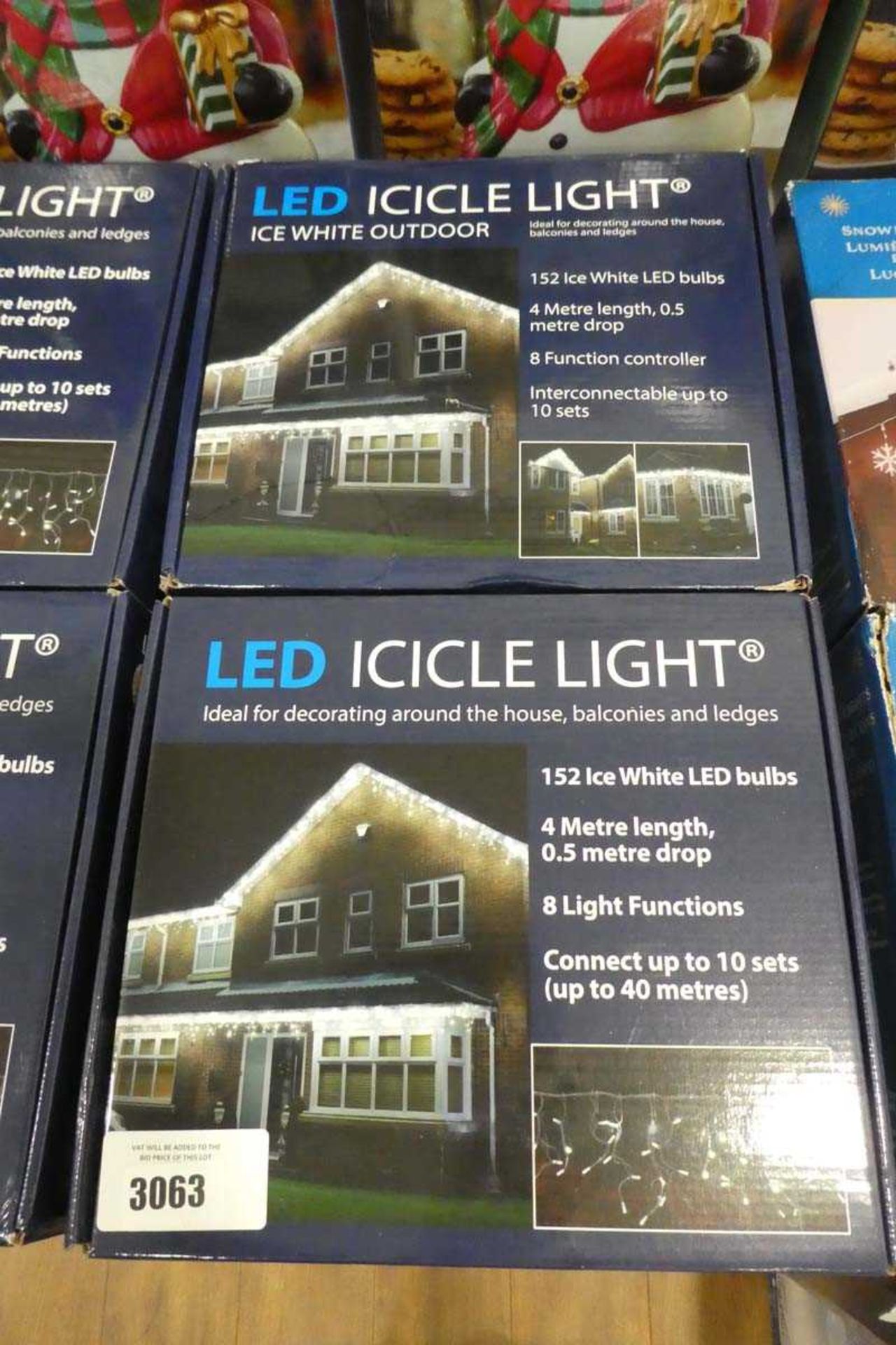 +VAT 2 boxed sets of LED icicle lights (4m length, 0.5m drop, 8 light functions)