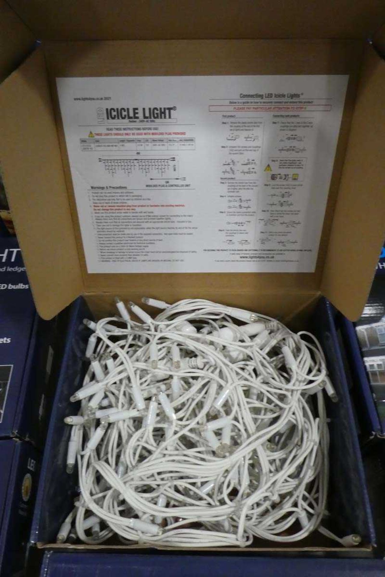 +VAT 2 boxed sets of LED icicle lights (4m length, 0.5m drop, 8 light functions) - Image 3 of 3