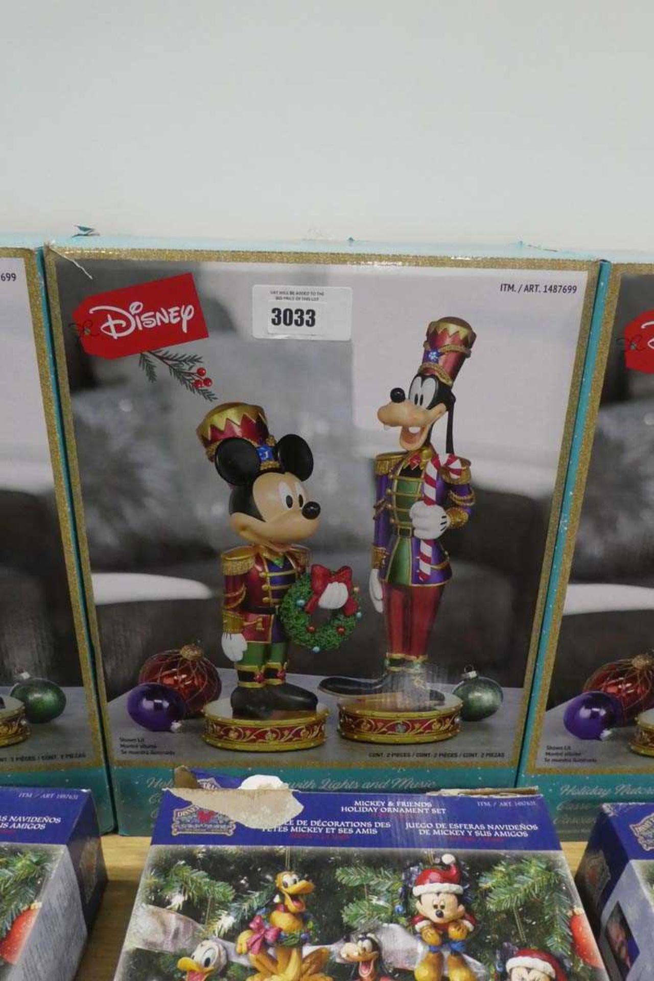 +VAT Boxed Disney Mickey Mouse pre-lit musical nutcracker set