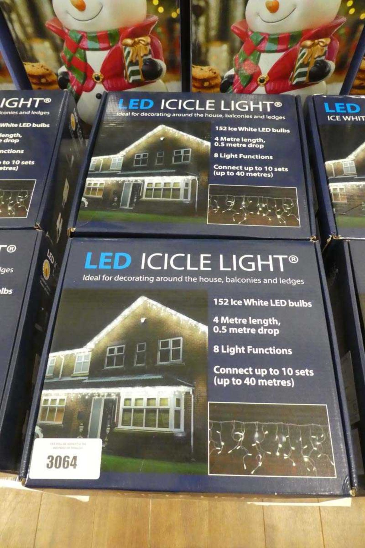 +VAT 2 boxed sets of LED icicle lights (4m length, 0.5m drop, 8 light functions)