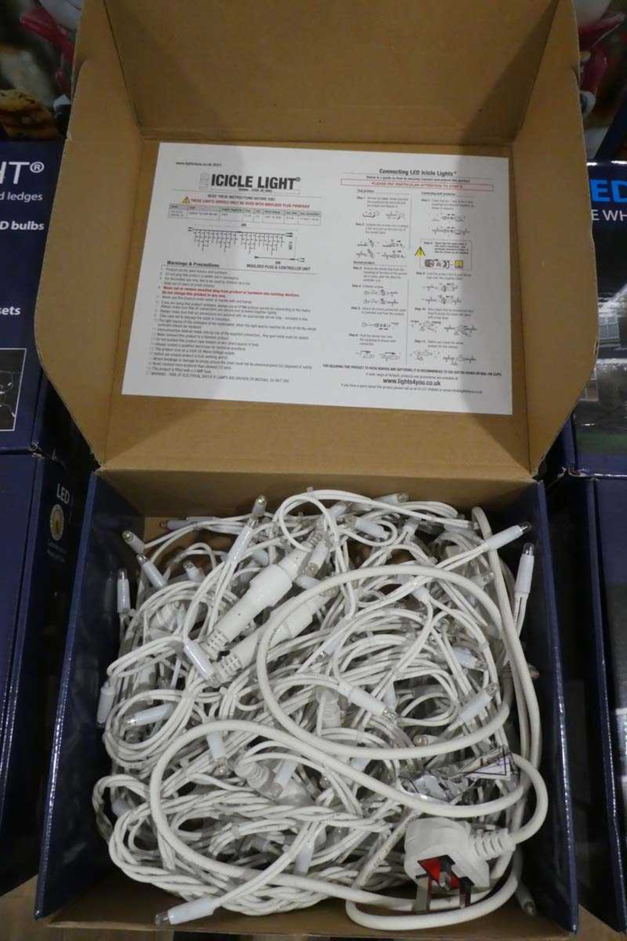 +VAT 2 boxed sets of LED icicle lights (4m length, 0.5m drop, 8 light functions) - Image 2 of 3