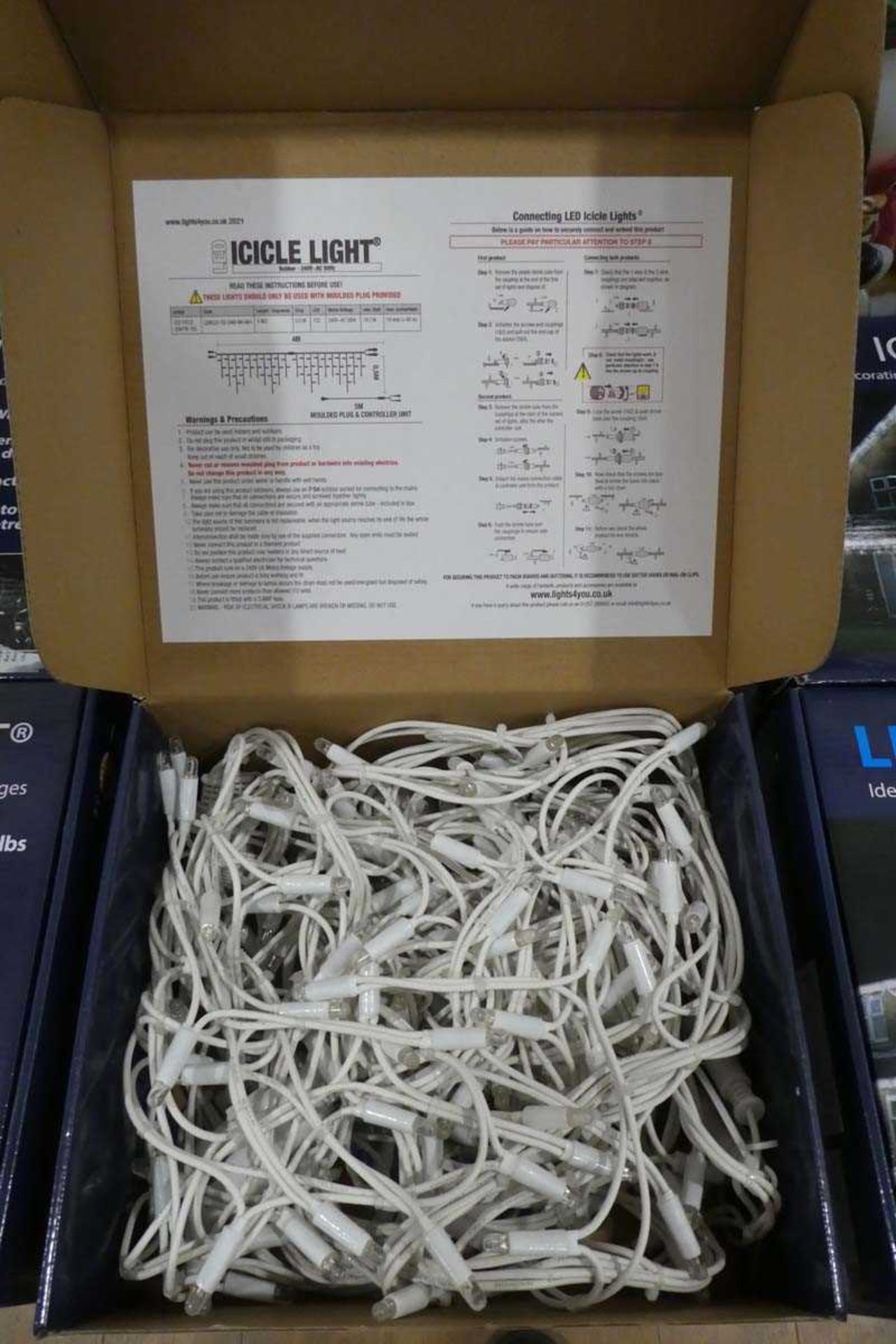 +VAT 2 boxed sets of LED icicle lights (4m length, 0.5m drop, 8 light functions) - Image 2 of 3