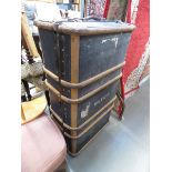 Canvas and wooden travelling trunk