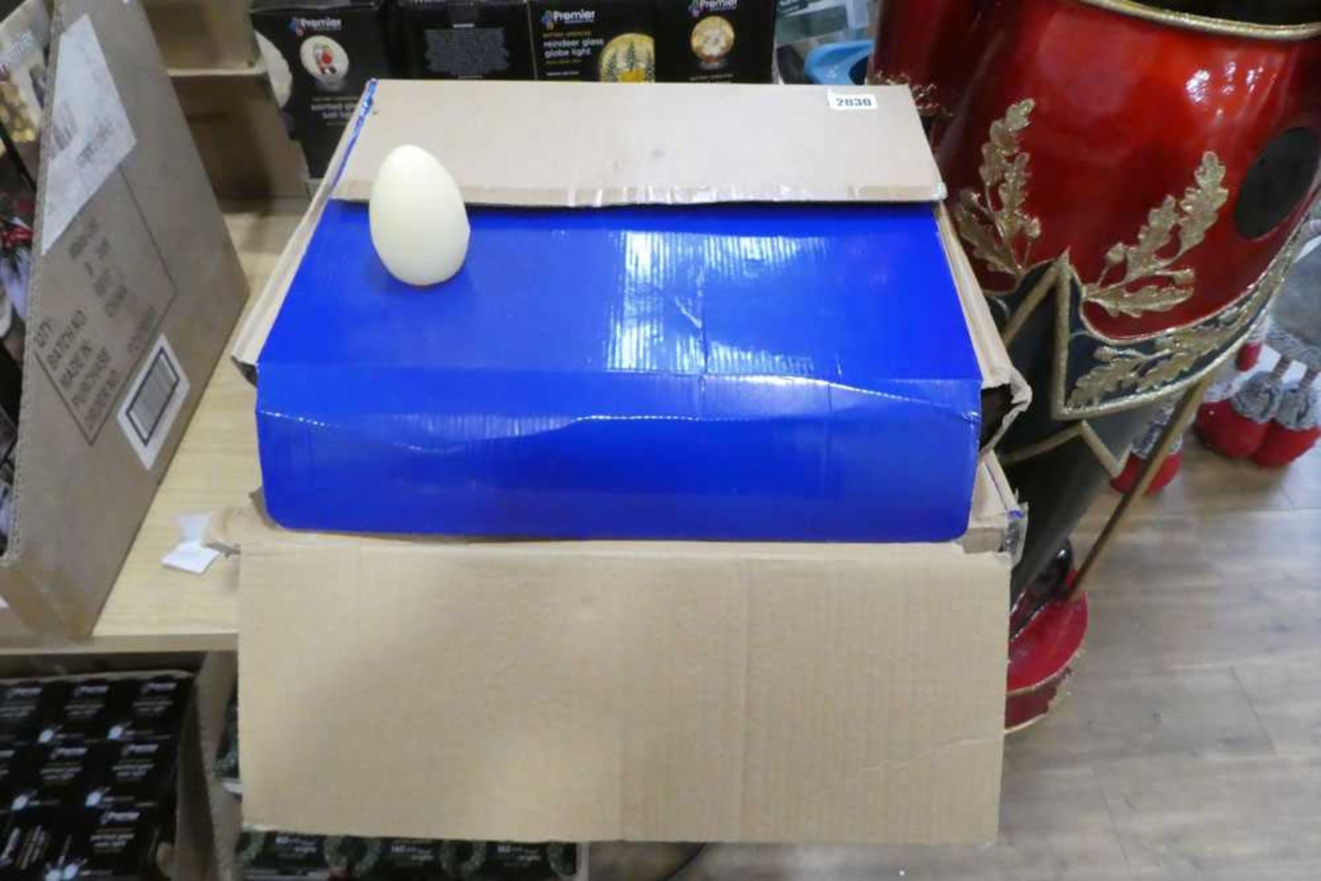 2x boxes containing approx. 37 Egg Lights.