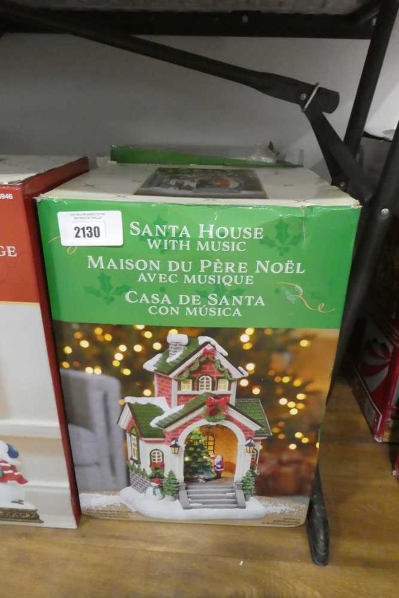 +VAT 2x Santa House with Music.