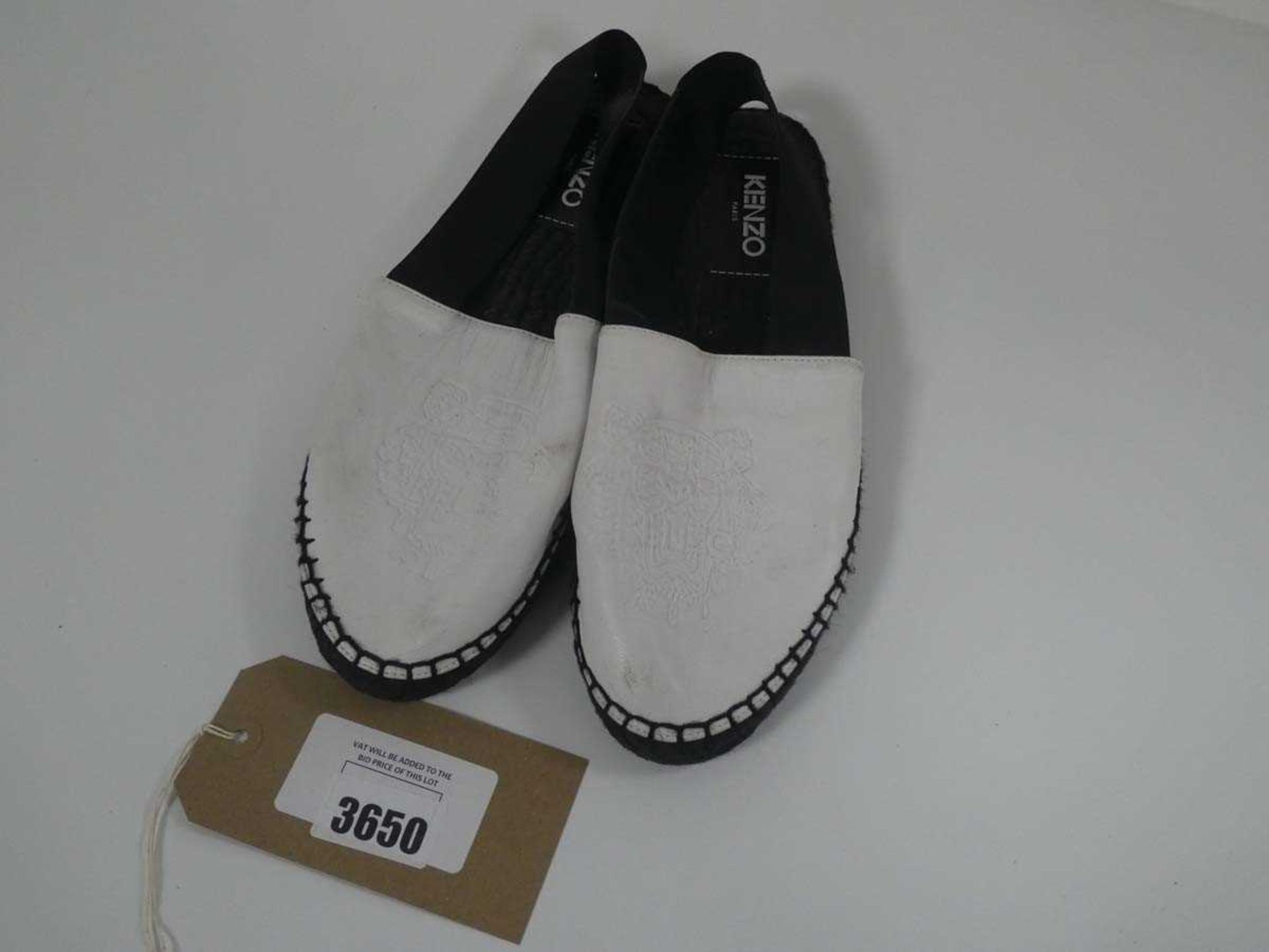 +VAT Kenzo Paris woven sole sling back mules in black / white size 39 (signs of wear)