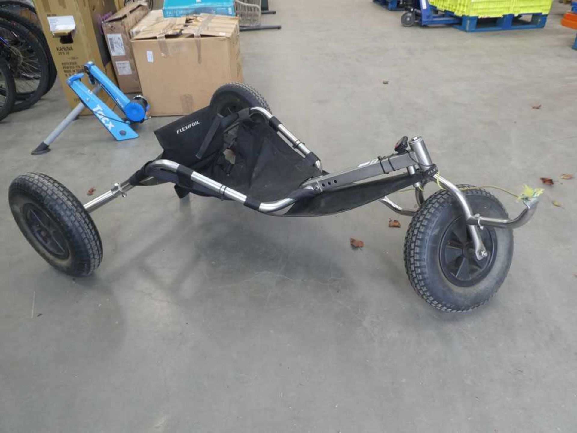 Flex foil kite trike