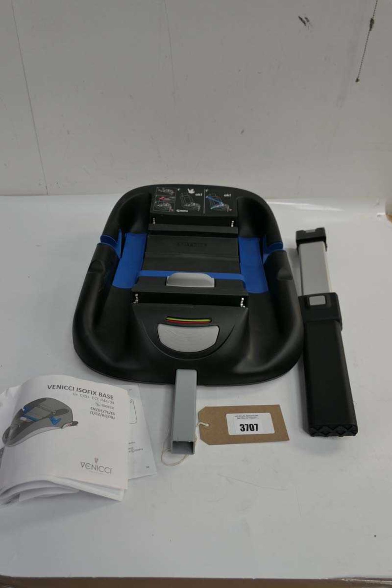 +VAT Venicci Isofix base car seat