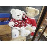 +VAT 2 Christmas teddy bears