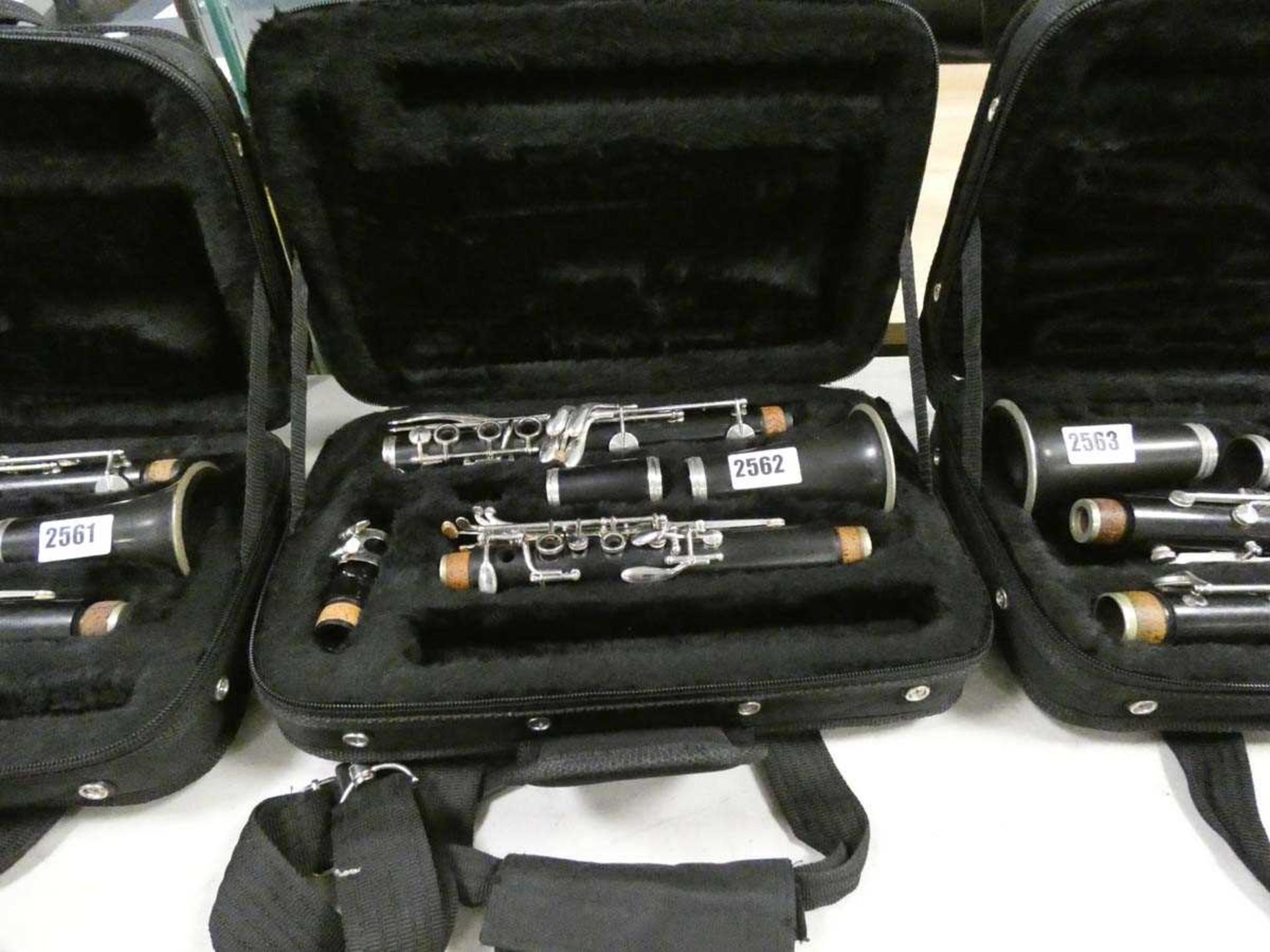 4 piece clarinet in case with mouthpiece