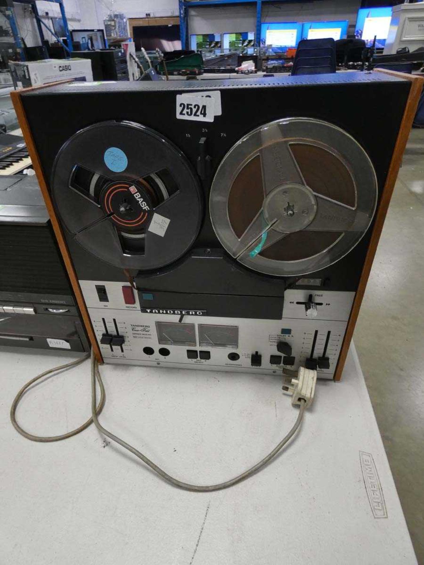 Tandberg reel to reel cassette player