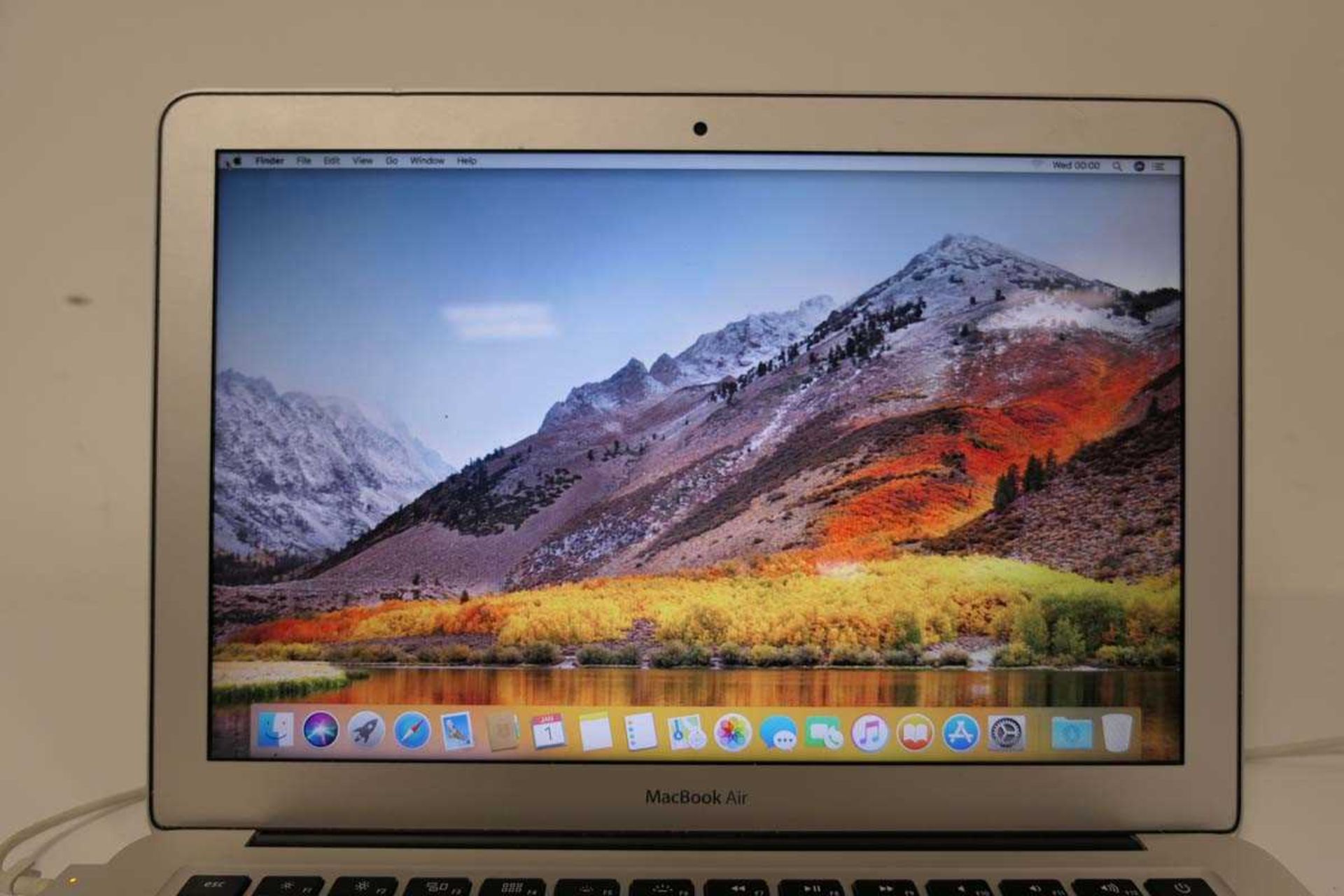 +VAT MacBook Air 13" 2017 A1466 laptop with Intel i5 1.8GHz, 8GB RAM, 128GB SSD and MaxOS High - Image 2 of 2