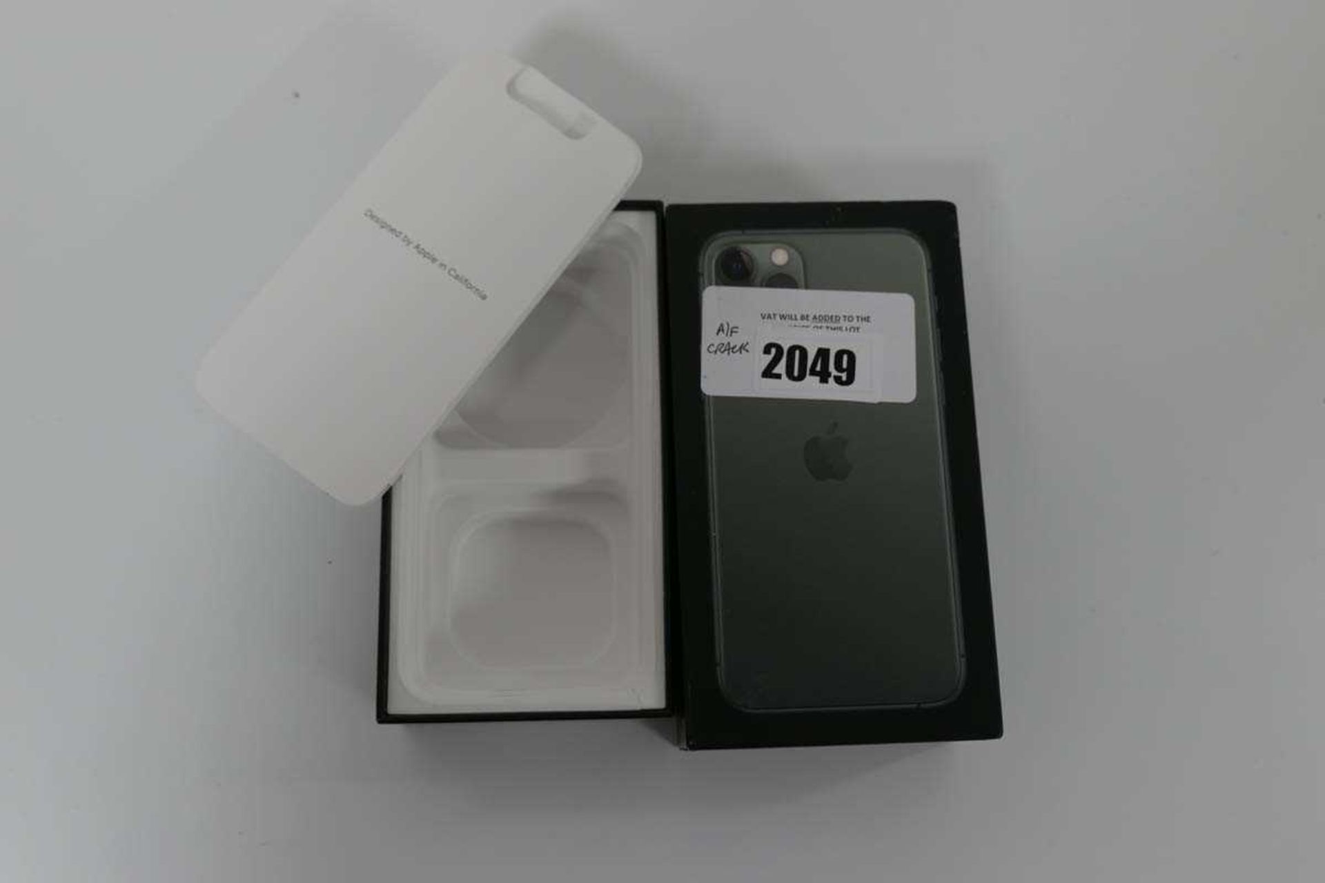 +VAT iPhone 11 Pro 64GB A2215 Midnight Green smartphone with box (a/f cracked) - Image 3 of 3