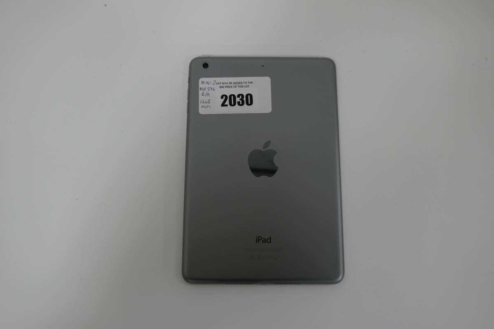 +VAT iPad Mini 2 16GB A1489 Space Grey tablet - Image 2 of 2